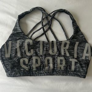 Victoria sport bra